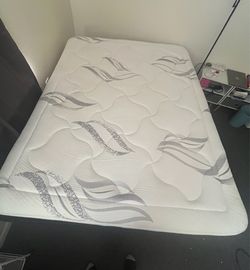 Excellent queen mattress w/frame
