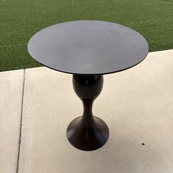 Metal Dark Brown Round Pedestal Table