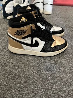 Size 9.5 Men Jordan 1 Retro Gold Top 3