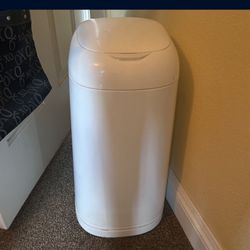 Diaper Genie 