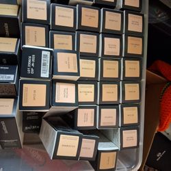 Bare Mineral Foundation With SUNSCREEN 