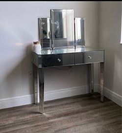 Elegant Mirrored Console Table with 3-Piece Mirror Set