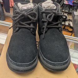 Ugg Neumel Black US Size 2 new open box