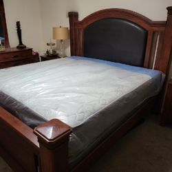 New KING PILLOW TOP MATTRESS and BOX SPRING 