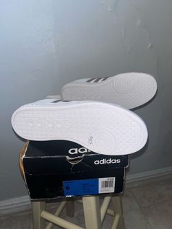 Adidas Baseline Sneakers Size 6