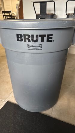 Rubbermaid Commercial  Round Brute Container, Plastic, 20 gal, Gray