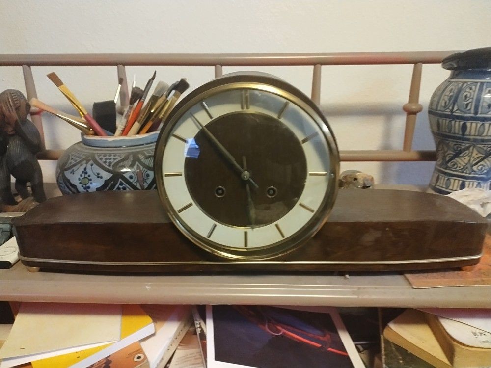 Junghans mantel clock beautiful sound