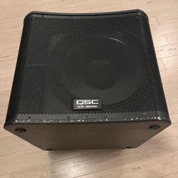 ( SINGLE ) QSC KW181 1000-Watt 18" Active Subwoofer 2010s - Like New