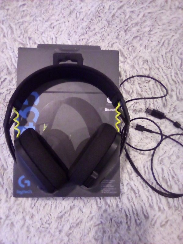G435 Wireless Gaming Headset