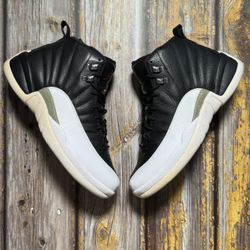JORDAN RETRO 12 “PLAYOFF” 2012 USED SIZE 11