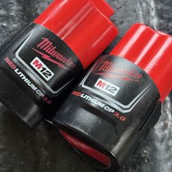 Milwaukee M12 12-Volt Lithium-lon Compact Battery Pack 3.0Ah (2-Pack)