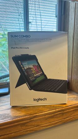Logitech Slim Combo for iPad Pro (10.5")