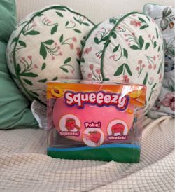 Peach Squeeezy