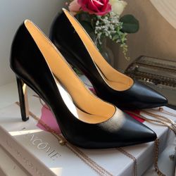 Women’s Black Heels 