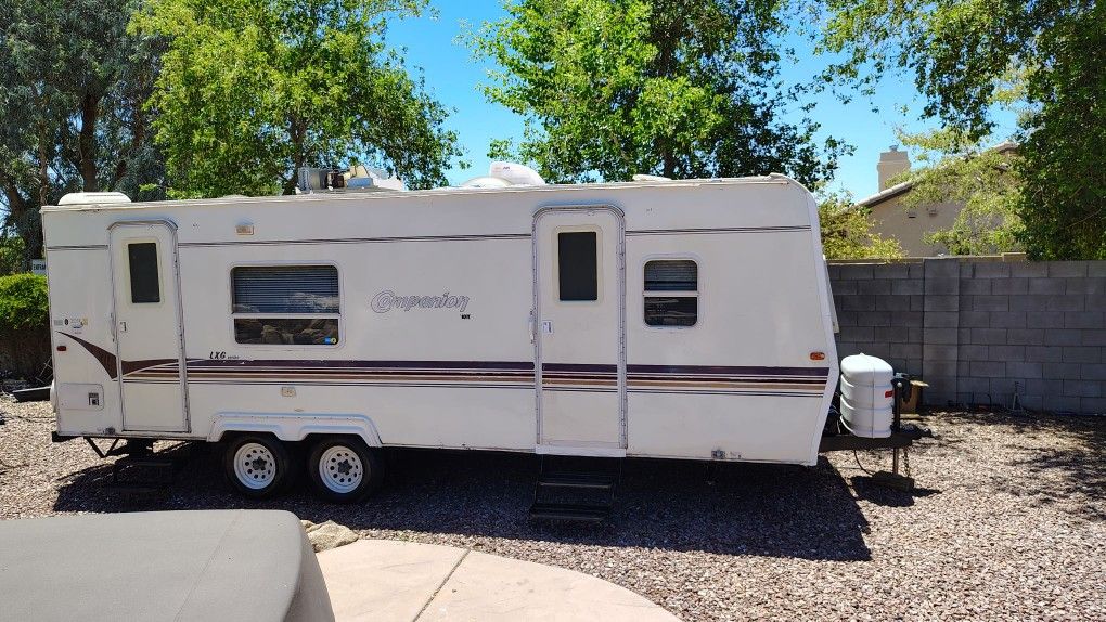 2000 model companion electric slide out Good In And Out