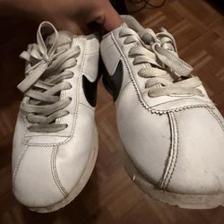 Nike Cortez Size 8.5 Men’s