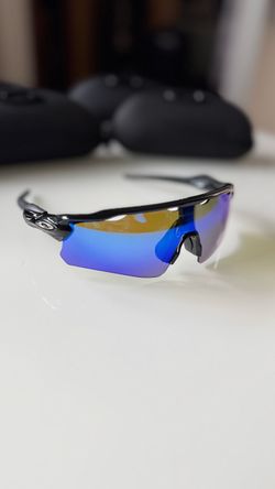 Oakley Radar
