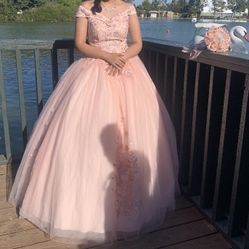 Hermoso Vestido De Quinceañera ,color Blush , Size M 
