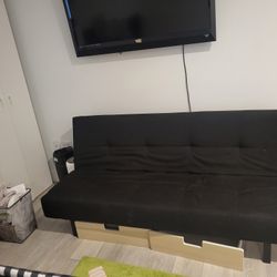 Futon COUCH BLACK 