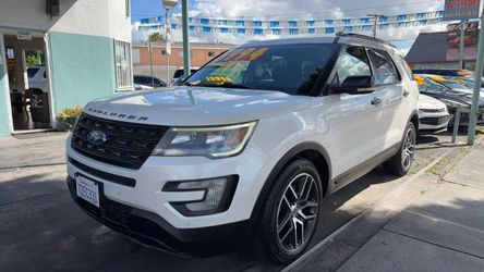 2017 Ford Explorer