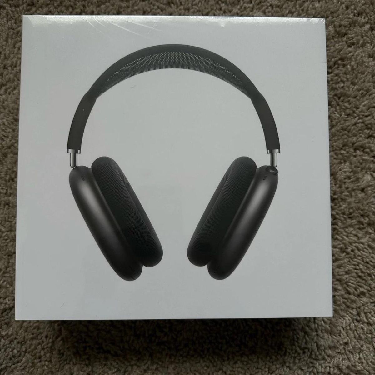 Black Apple AirPods Max