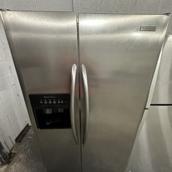 Frigidaire Refrigerator “36