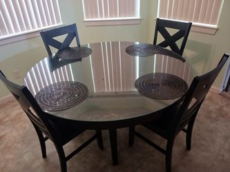 Round Wood Dinner Table Matching Cabinet
