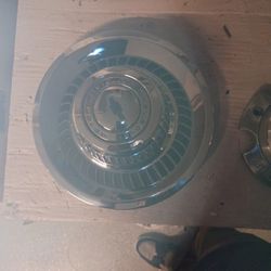 Chevrolet Motor Division Hubcap