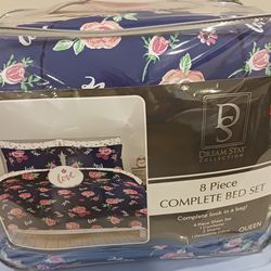 BRAND NEW COMPLETE BED  SET .......😁😊😍