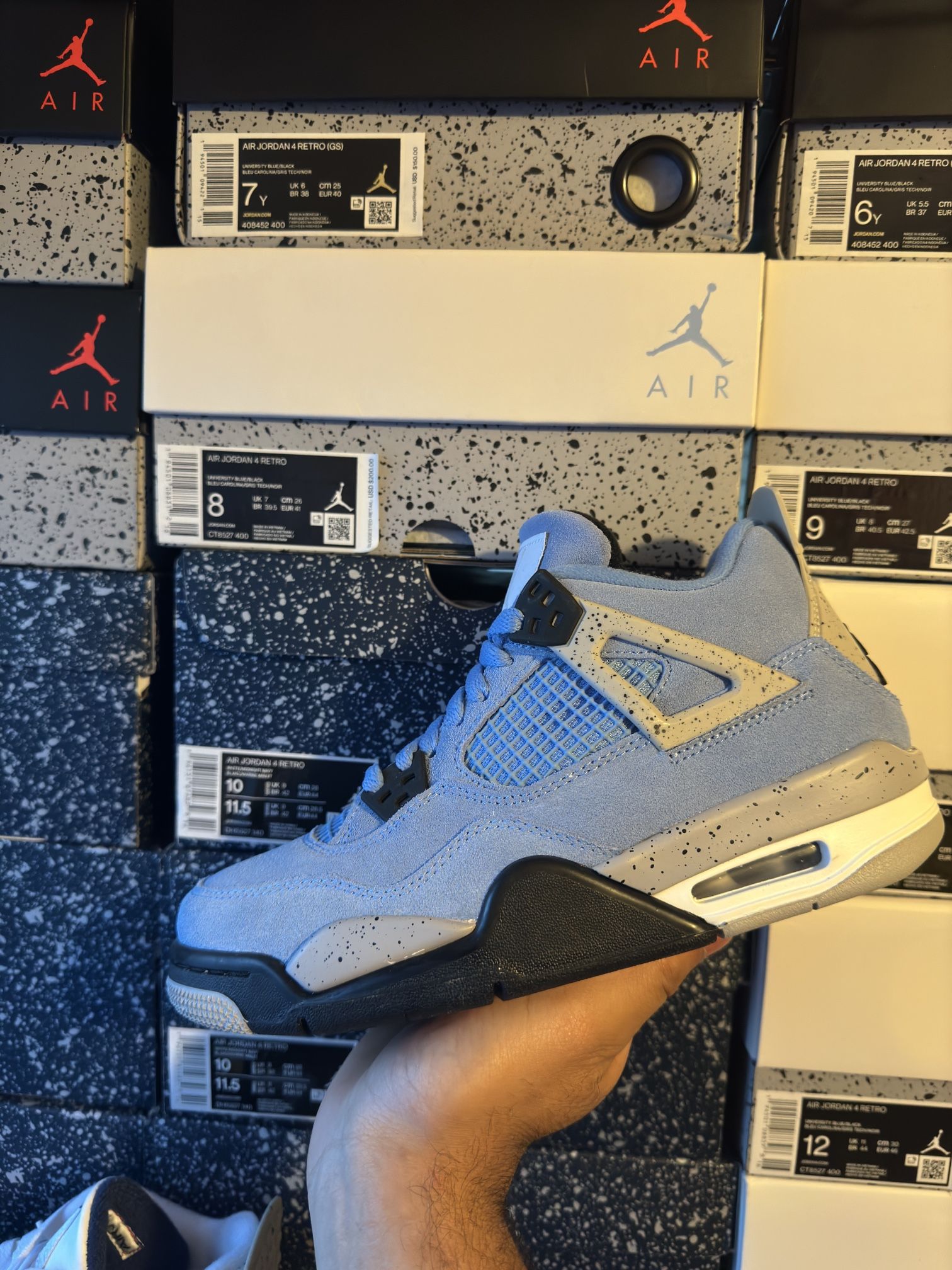 Jordan 4 University blue Size 12