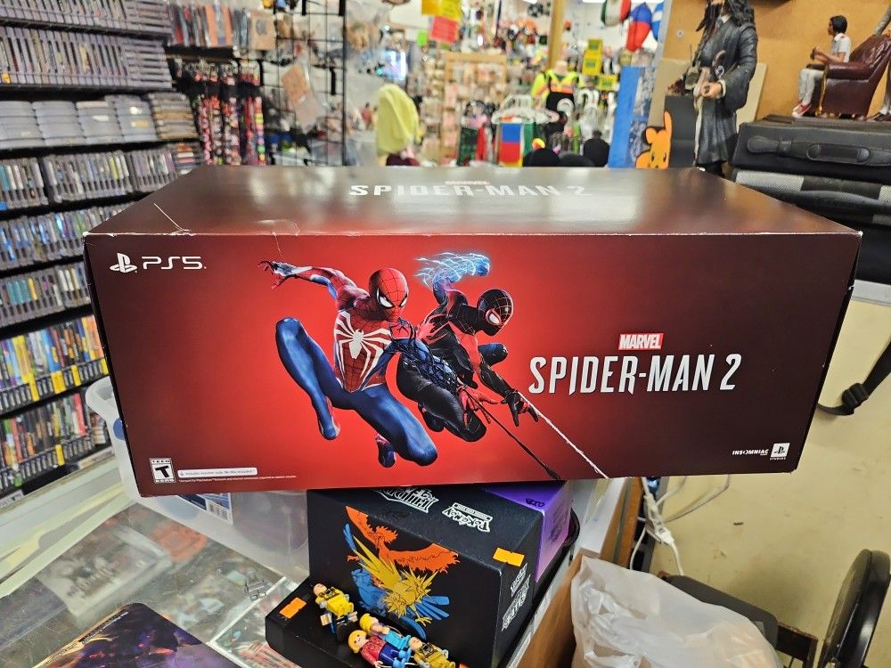 Marvel's Spider-Man 2 - PS5 Collector’s Edition Statue & Steel Book Game