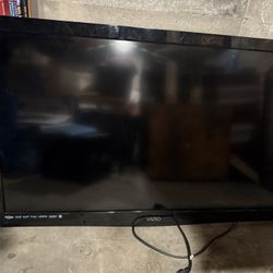 47” Vizio TV
