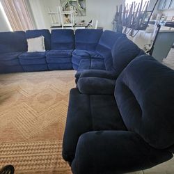 Reclinable Sofa