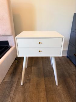 2 Bedside Tables
