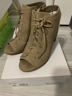 Women’s heels Size 8