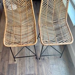 🪑🪑Excellent Bar Stools $100/Pair 
