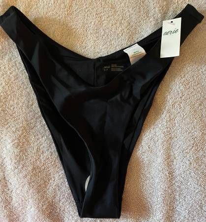 Women's sz S #1 Clothes *New