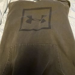 Under Armour Hoodie