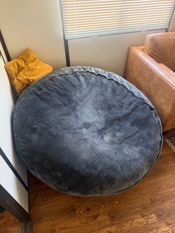 Large comfy bean bag chair. Amazing condition. Rarely used.