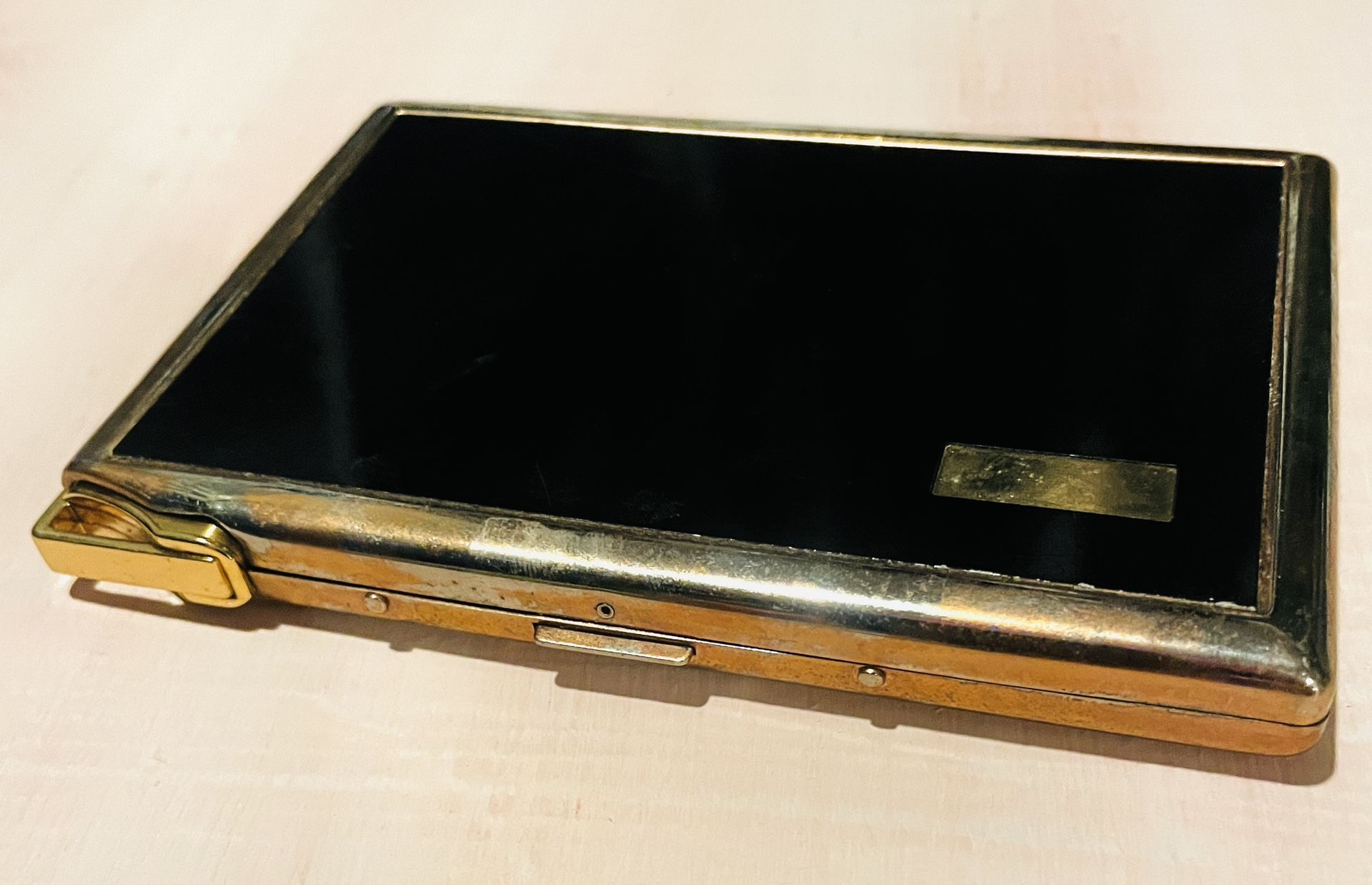 Vintage Colibri Black Lacquer Gold-tone Cigarette Case & Built In Lighter EUC.  Collector’s And Serious inquiry