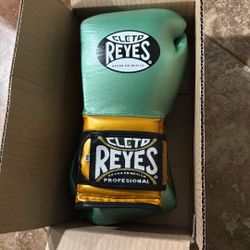 New 16 Oz Cleto Reyes 