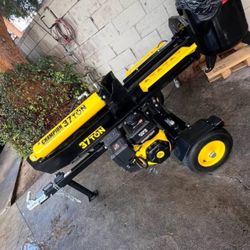 Champion Power Equipment 37 Ton 338cc Gas Powered Log Splitter with Vertical/Horizontal Operation