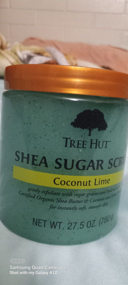 New Unopened Sealed 27.5 OZ Shea Sugar Scrub Coconut Lime Great Gift For Someone $20 Please Check Out Out Pictures Pick Up At Country Club And Grant 