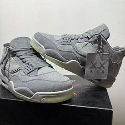 KAWS x Air Jordan 4 Retro 'Cool Grey