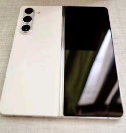 Samsung Galaxy z fold 6