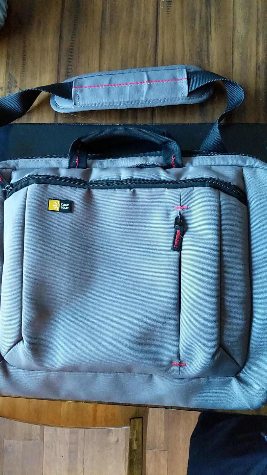 Case Logic Messenger Bag