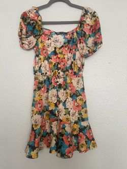 ZARA Beutiful dress size Small so cute $5