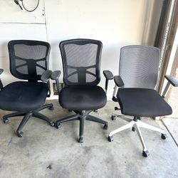 Computer Office Chairs $30 Each 