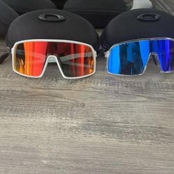 Oakleys 