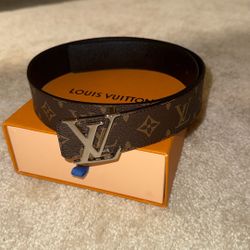 Brand new Lv belt with box and receipt 